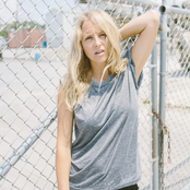 Lissie - List pictures