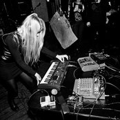 Pharmakon - List pictures