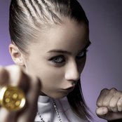 Lady Sovereign - List pictures