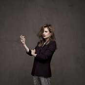 Christine And The Queens - List pictures