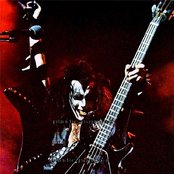 Gene Simmons - List pictures