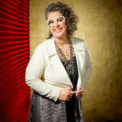 Sarah Potenza - List pictures