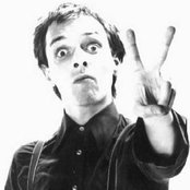 Rik Mayall - List pictures