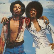 Brothers Johnson - List pictures