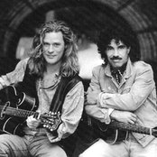 Daryl Hall & John Oates - List pictures