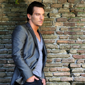 Jonathan Rhys Meyers - List pictures