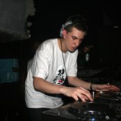 Skream - List pictures